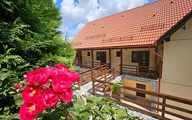 Matei Residence